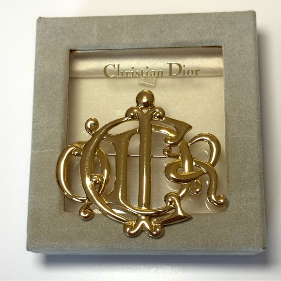 Dior Jewelry - Vintage Christian Dior Gold Tone Crest Monogram Logo Brooch With Original Box